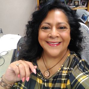 Meet your Posher, Noemi